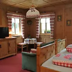 Zur Stilli Dorf * Davos