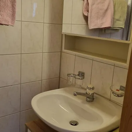 Zur Stilli Dorf Πανδοχείο *