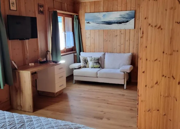 Han/Misafirhane Zur Stilli Dorf