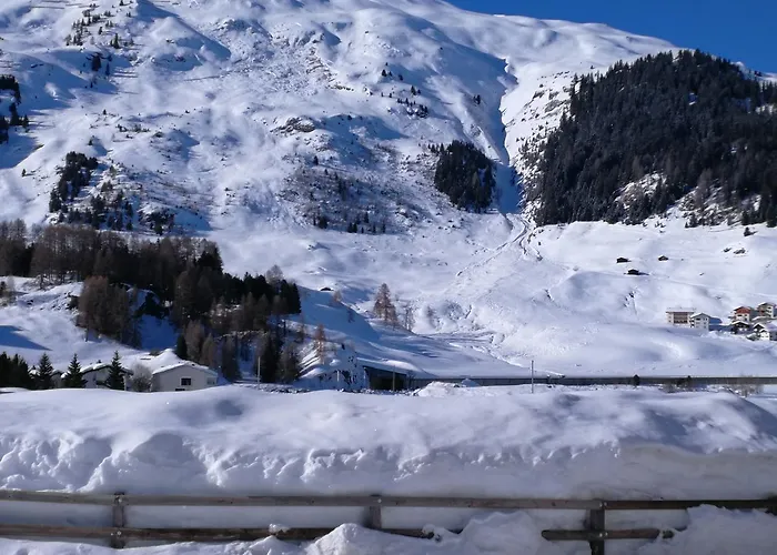 Zur Stilli Dorf Estalagem